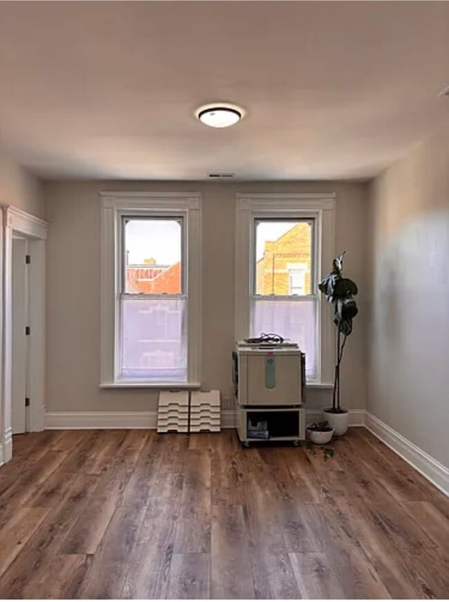 Photo - 1533 W 17th St Unit 3F