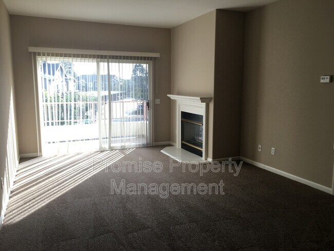 565 Lands End Way Unit 218