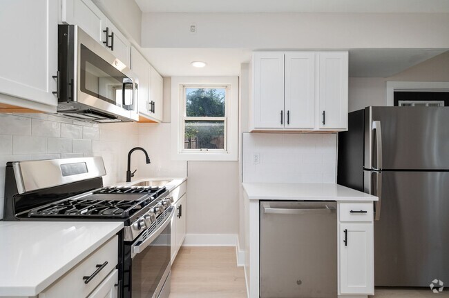 Building Photo - Stunning 3 bedroom home in Ambridge availa...