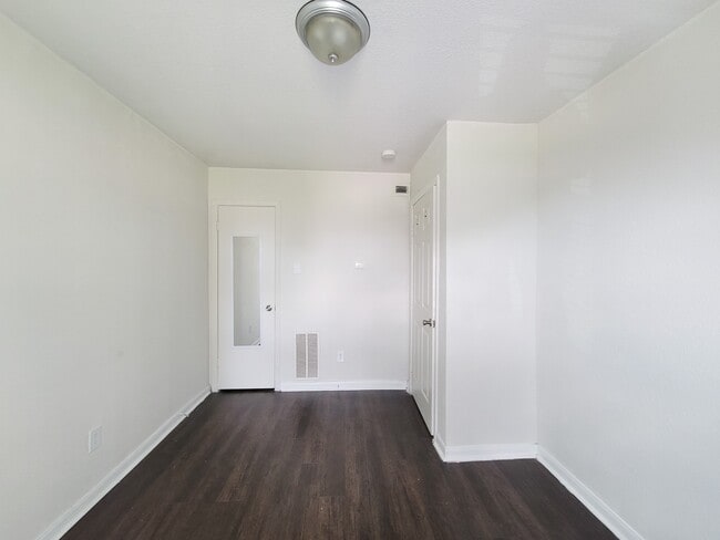 Photo - 101 Brookside Ln Unit 9