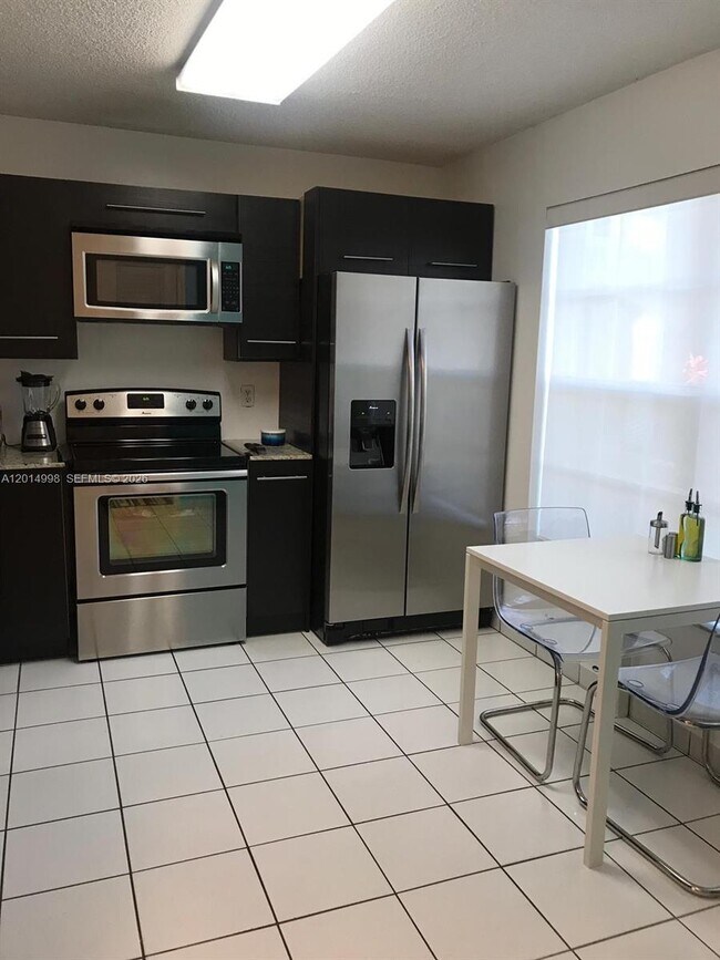 Photo - 10813 NW 3rd Ct Unit 2L
