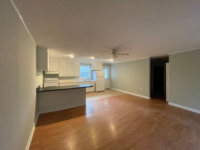 Photo - 347 Sunset Dr