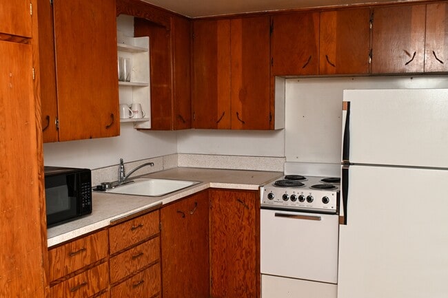 Photo - 339 W 100 N