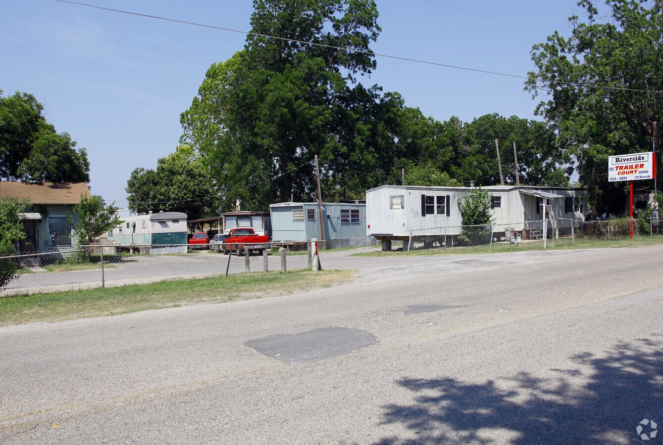 Photo - Riverside Trailer Court