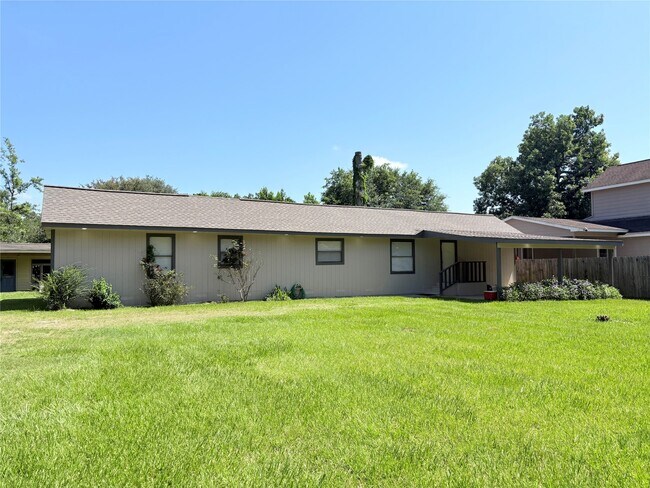 Photo - 17807 Dean Ct