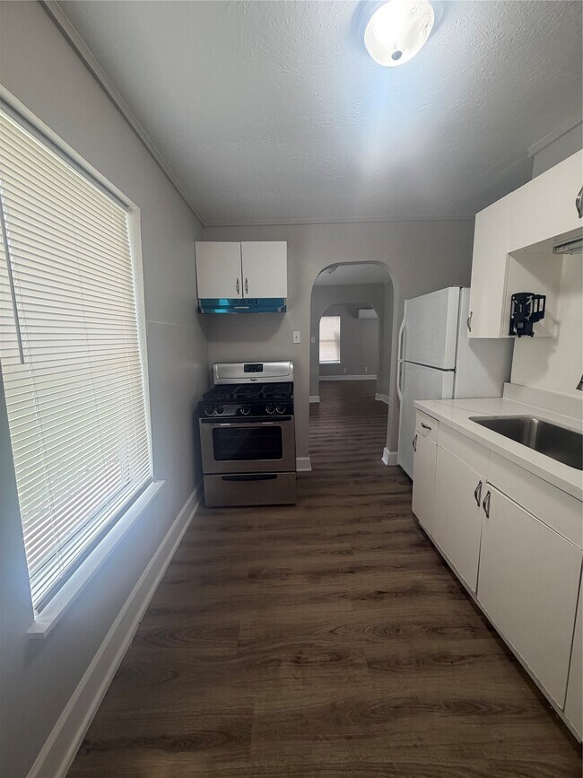 Photo - 1314 Bernard St