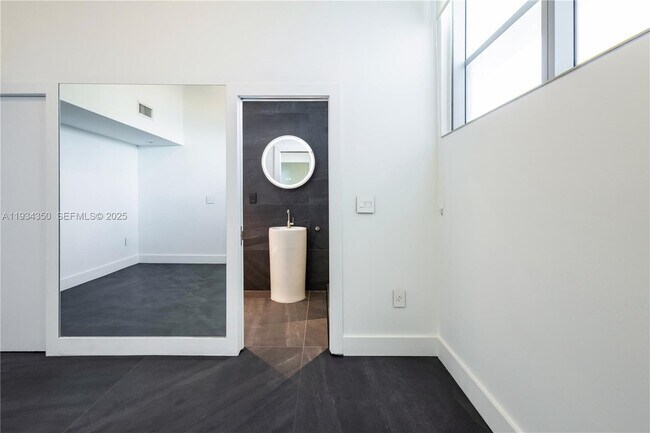 Photo - 7934 West Dr Unit 1401