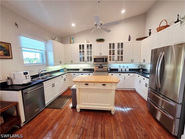 Photo - 6775 Huntington Lakes Cir Unit 202