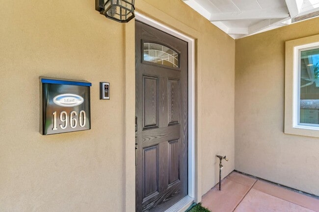 Photo - 1958 Woodside Rd