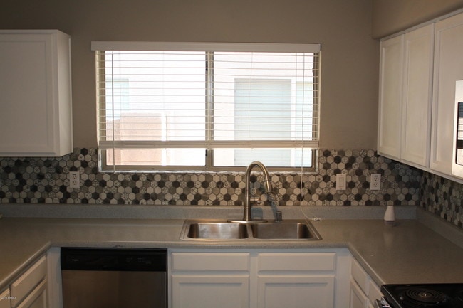 Photo - 6123 N 135th Dr