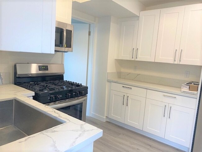 5013-5019 Genevieve Ave - 5021
