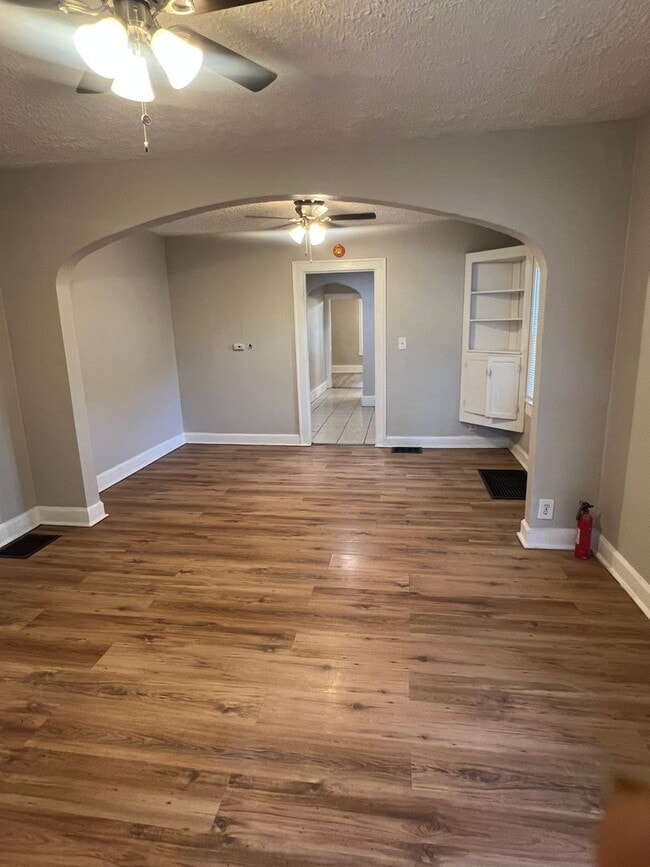 Photo - 2914 Winthrop Ave Unit 2916 Winthrop Ave