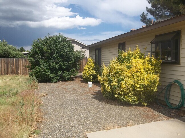 Photo - 4924 N Spring Dr