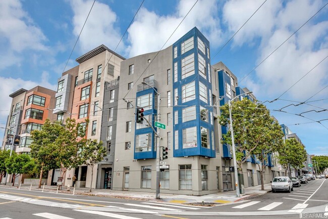 Photo - 700 Illinois St