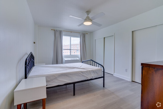 Building Photo - 3601 5th St S Rental
