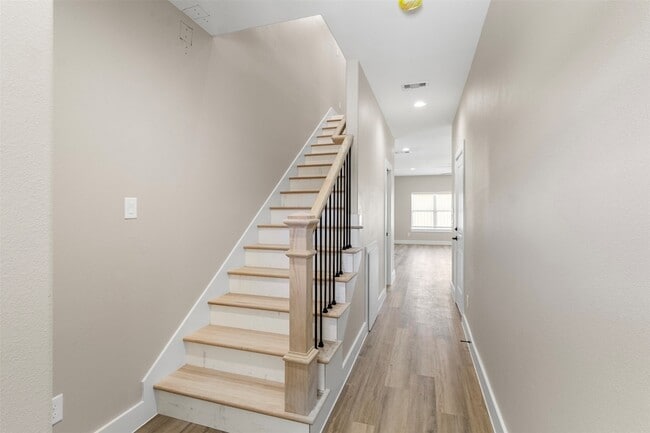 Photo - 3152 N Cleveland St