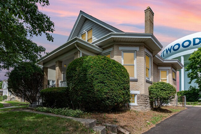 Gorgeous 2 Bedroom 1 Bathroom House - Gorgeous 2 Bedroom 1 Bathroom House