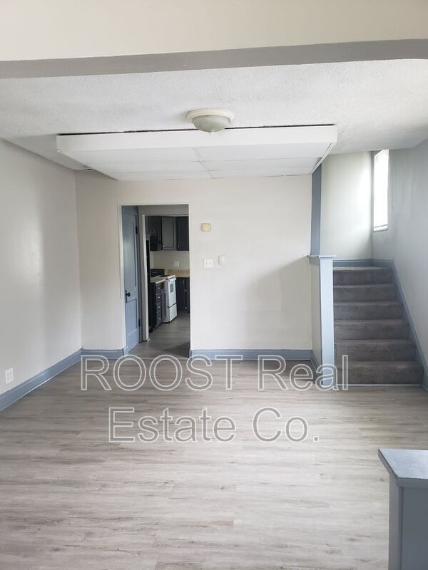 Photo - 209-211 N. Hague Avenue