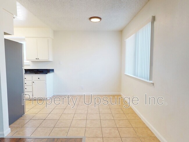 Photo - 1356 Hobart Dr