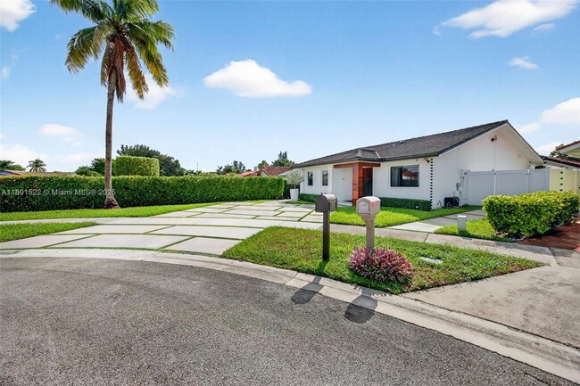 Photo - 13280 SW 39th Terrace