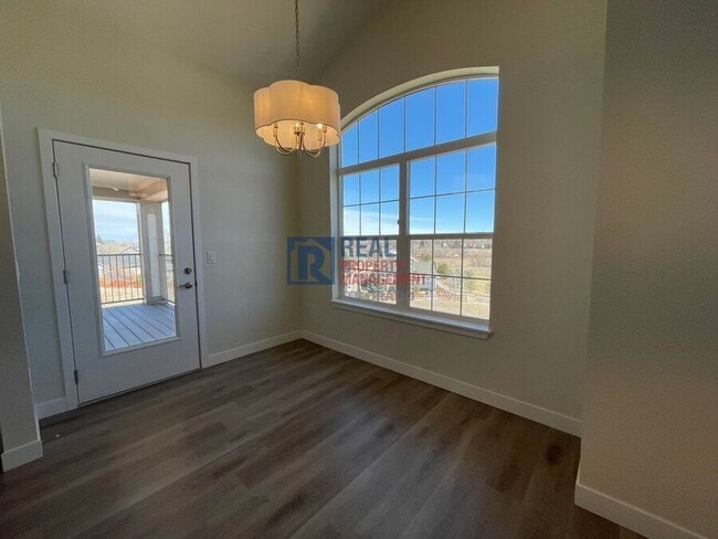 Photo - 18645 Stroh Rd Unit 1-207