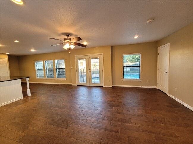 Photo - 2428 Parkview Dr