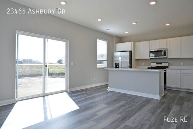 Photo - 23465 Ashbury Dr