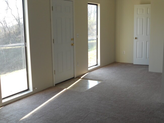 Photo - 3305 N Tracy Ave