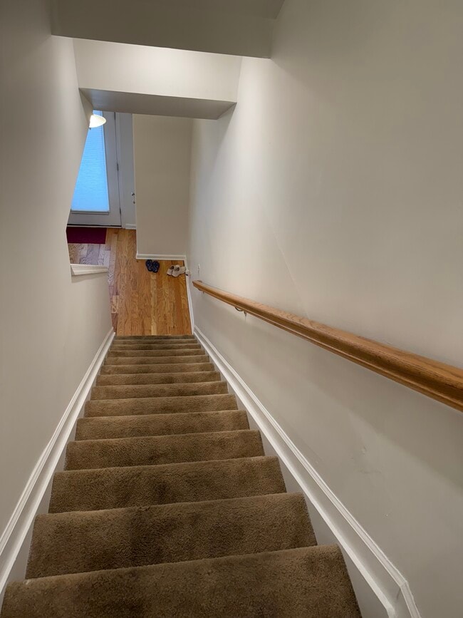 Building Photo - 50 Fleet St Rental