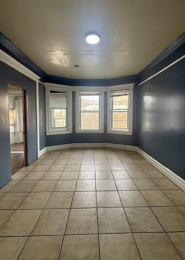 Photo - 110 Lincoln Ave