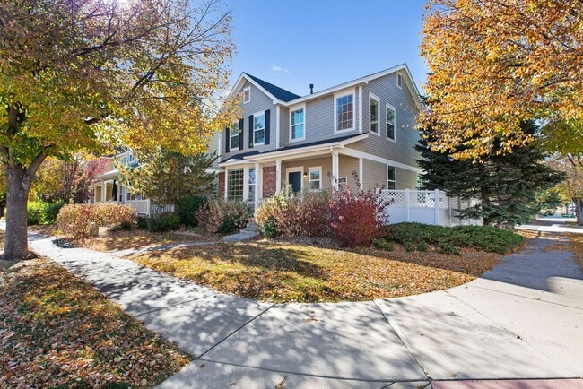 Photo - Beautiful 4 bedroom in Observatory Village