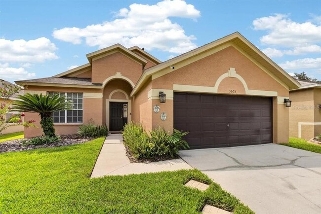 Photo - 5605 Hawklake Rd