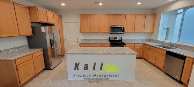 Photo - 1333 Pershing Rd
