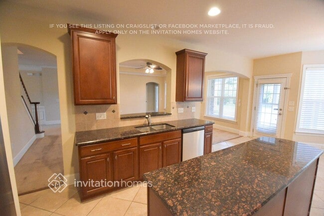 Photo - 10814 Bask Ct