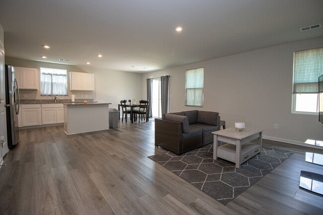 Photo - Gorgeous 3 Bedroom, 2 Bath ~ Minutes to Fort Jackson ~ Available Mid October!