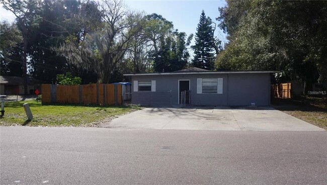 Building Photo - 5401 Russell Ave Rental