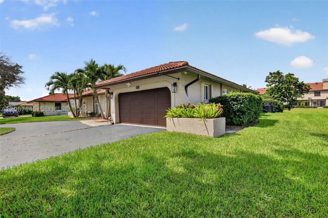 10885 SW 1st Ct