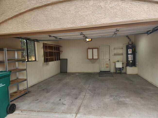 Photo - Beautiful 3 bed / 2 bath home in the Trailwood Community