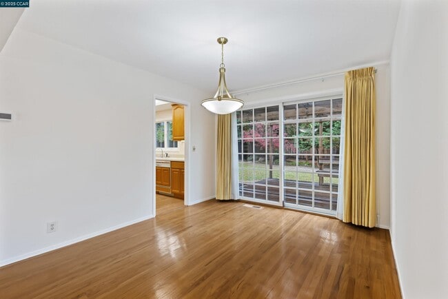 Photo - 2201 Quiet Pl Dr