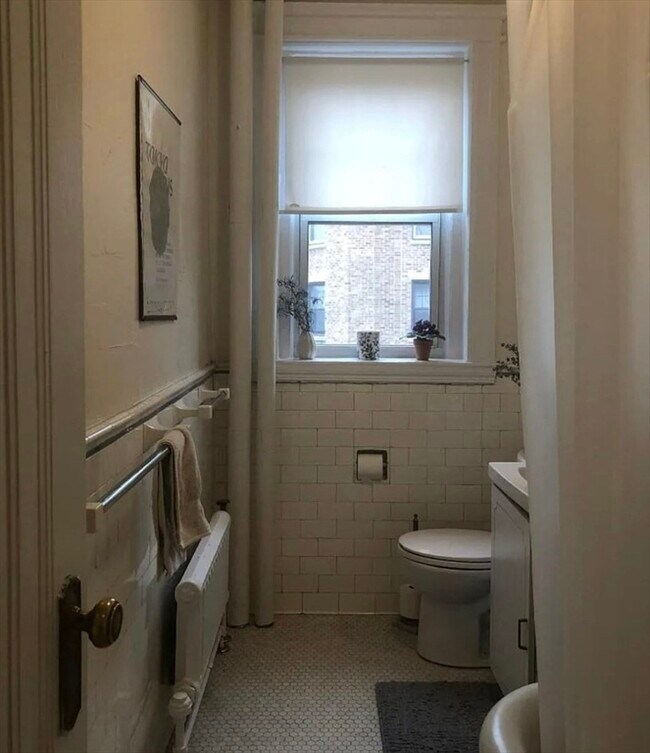 Photo - 122 Riverway Unit 12a