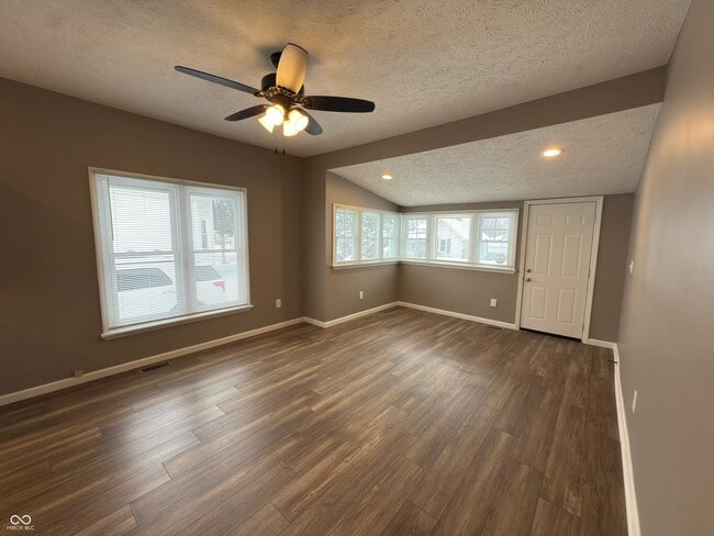 Photo - 603 N Columbia St