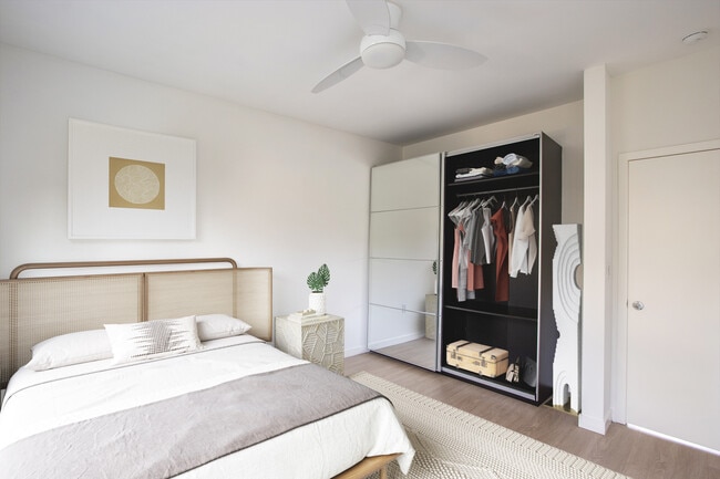 Photo - 22 19th Ave.