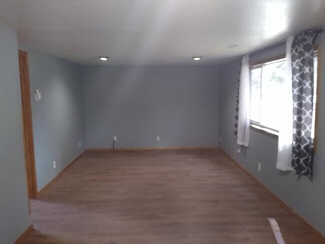 Diningroom/Living Room - 101 W 3rd St