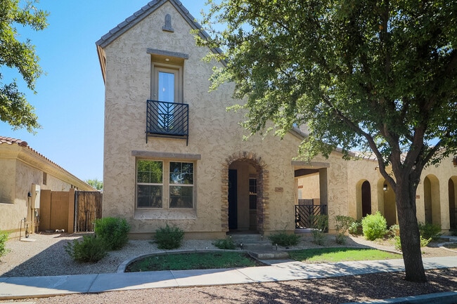Building Photo - 3457 E Orchid Ln