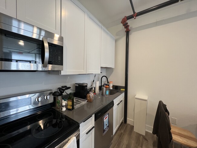 Photo - 1610 W Montgomery Ave Unidad 1F