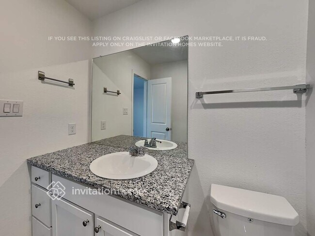 Photo - 10515 McClintock Dr