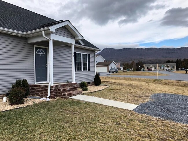 Photo - 80 S Mountain Dr Townhome