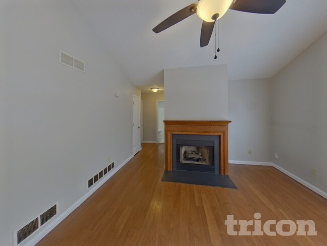 Photo - 5085 Forest View Trail