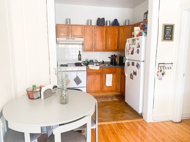 2210-22 Maple Ave.
