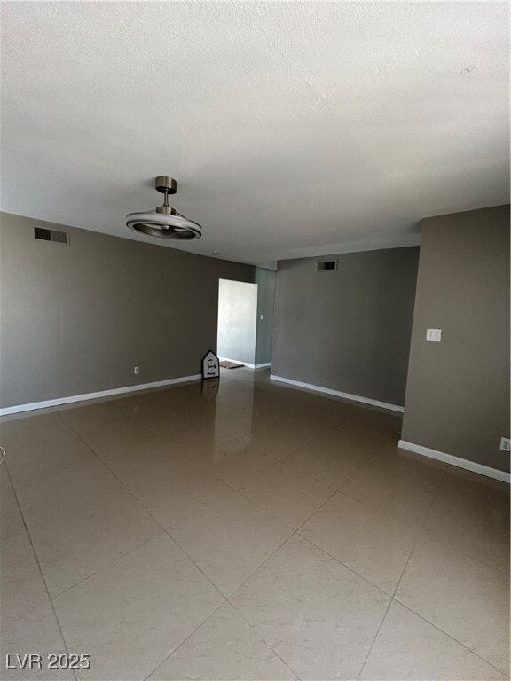 Photo - 5396 Chestnut St